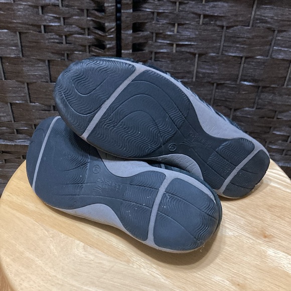 Dansko Women’s Suede/Leather shoes with cord closure - size 37- very good cond - Picture 3 of 6